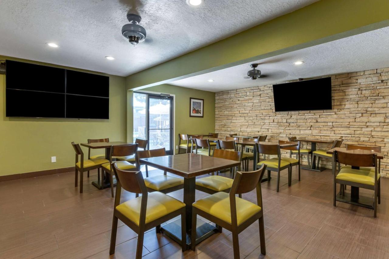 Best Western Airport Albuquerque Innsuites Hotel & Suites Esterno foto