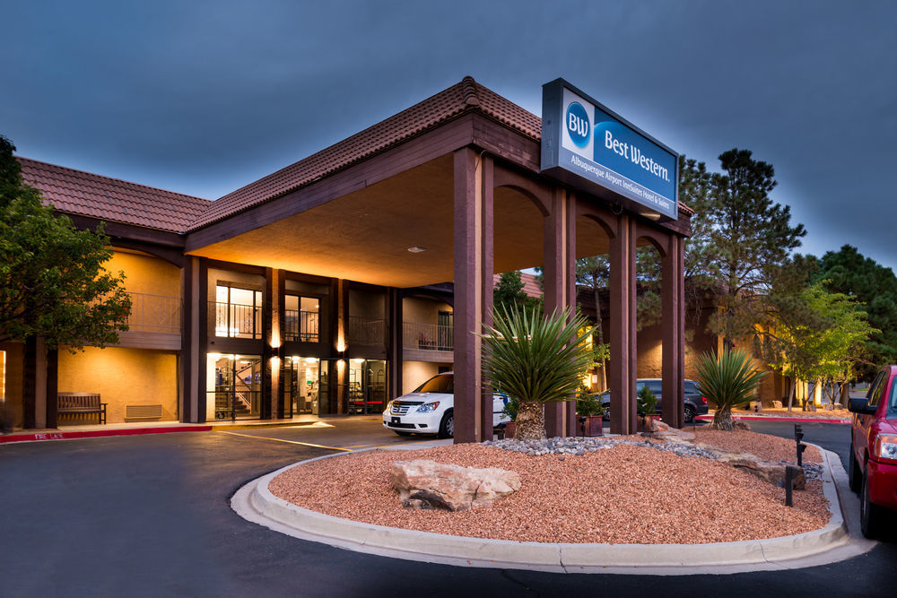 Best Western Airport Albuquerque Innsuites Hotel & Suites Esterno foto